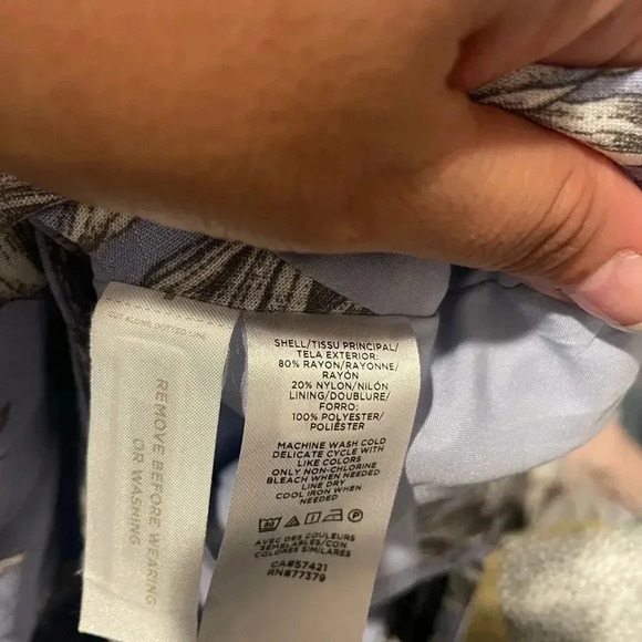 NWT Ann Taylor wrap‎ floral skirt size 00 - Picture 6 of 7